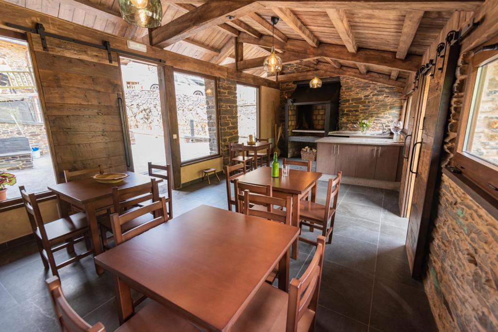 Apartamentos Rurales Casa Llongo Coana Eksteriør bilde