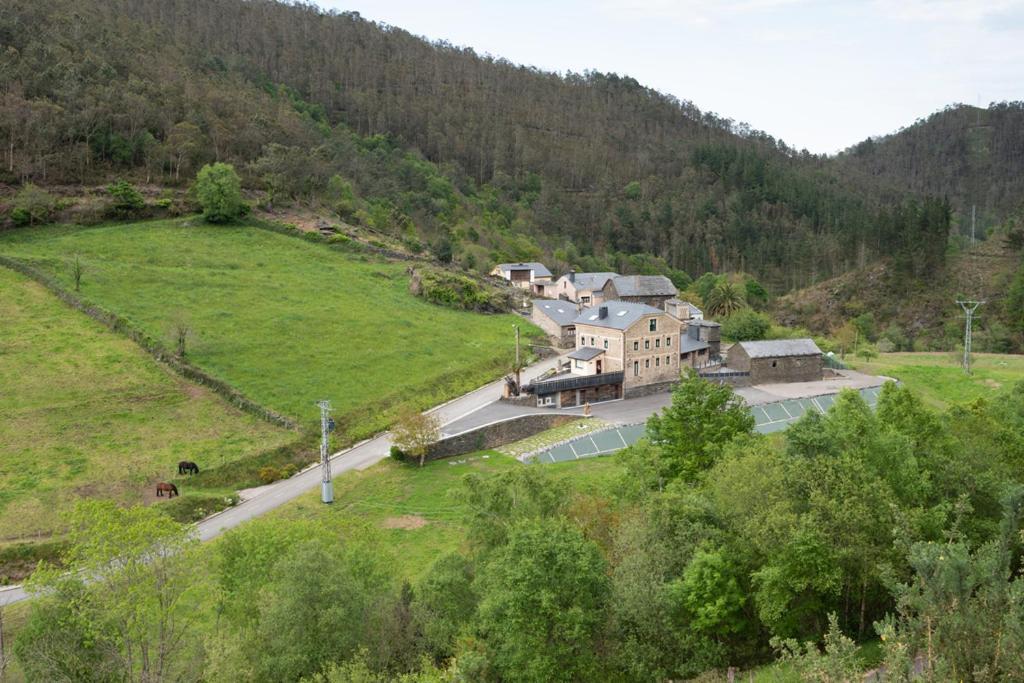 Apartamentos Rurales Casa Llongo Coana Eksteriør bilde